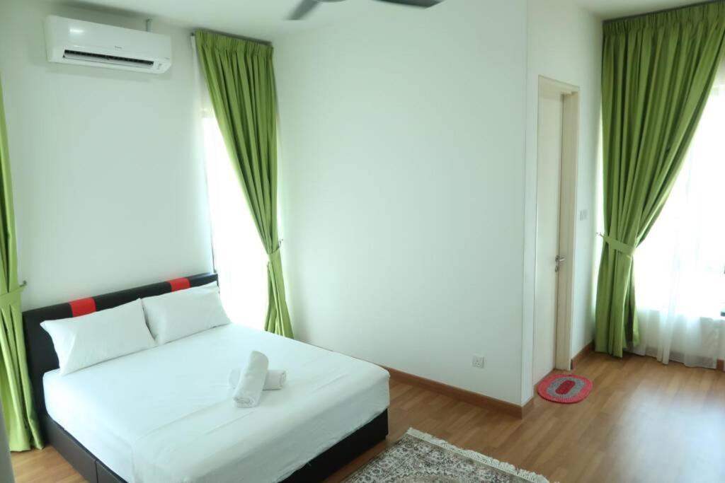 Promo Private Luxurious Nilai Vacation Home Zewnętrze zdjęcie