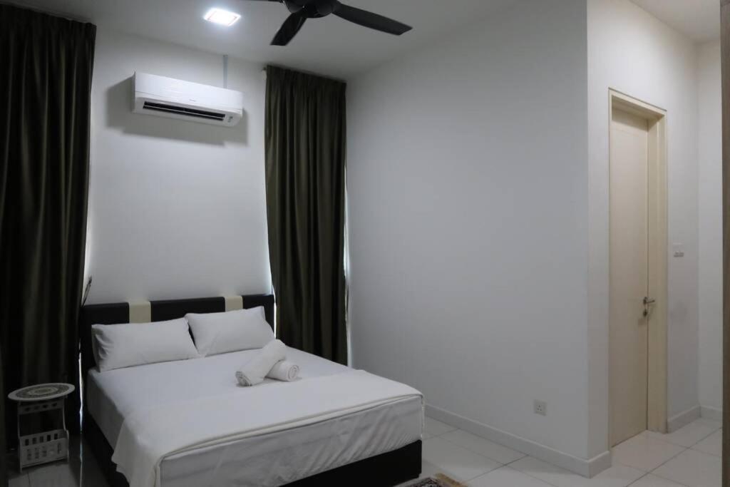 Promo Private Luxurious Nilai Vacation Home Zewnętrze zdjęcie