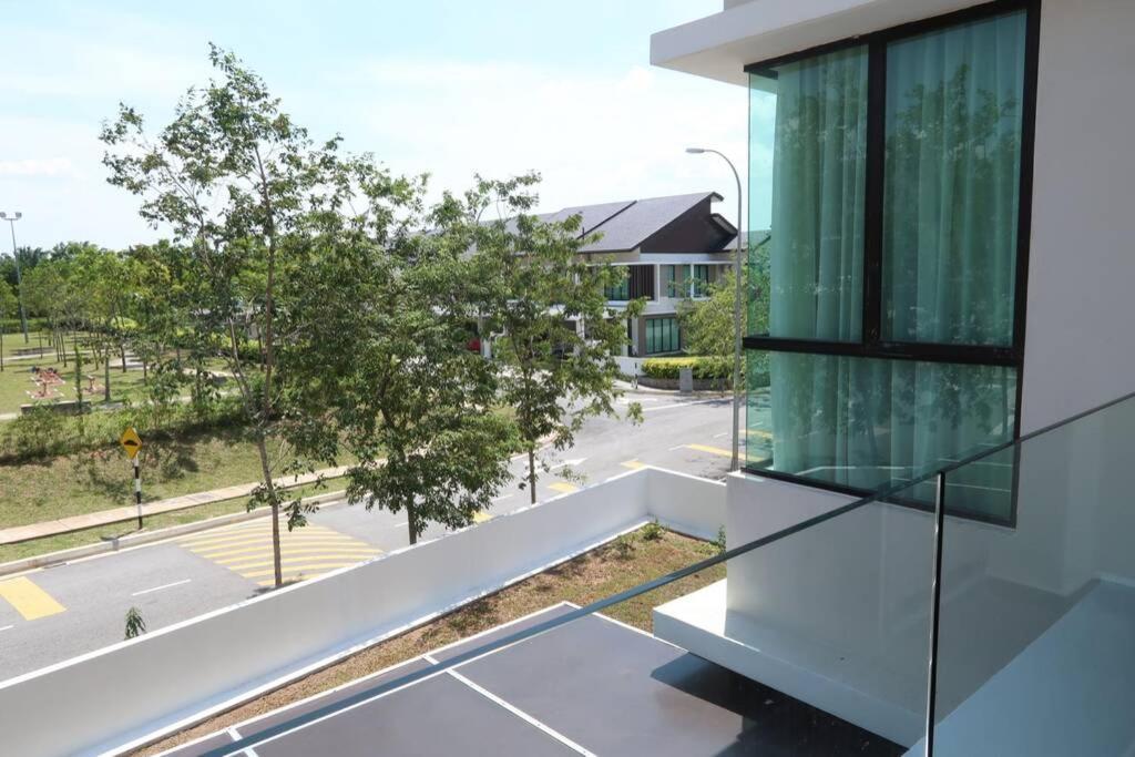 Promo Private Luxurious Nilai Vacation Home Zewnętrze zdjęcie